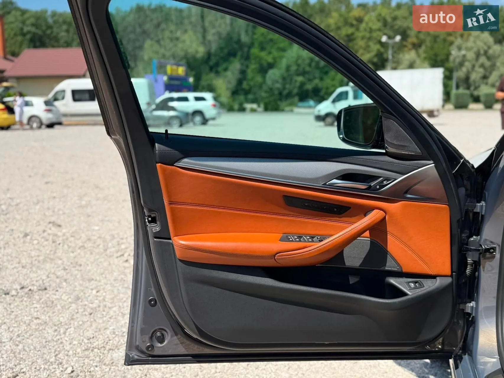 2022 BMW M5 - мініатюра 22