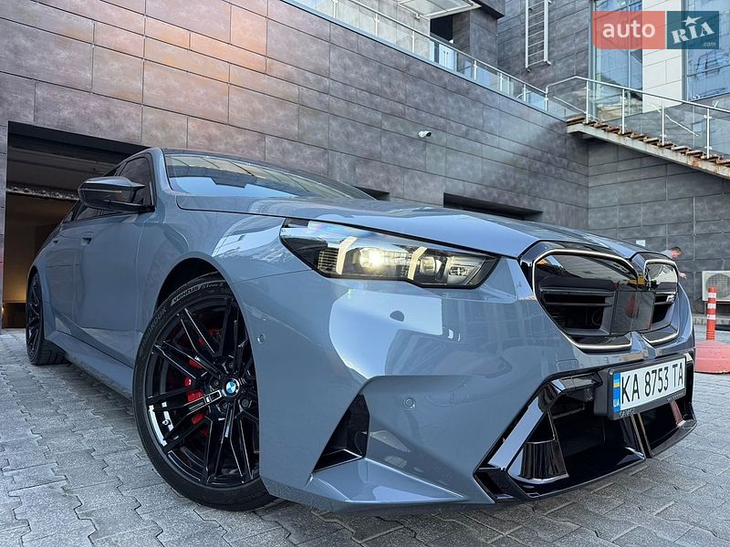 BMW M5 2025 BMW M5 2025