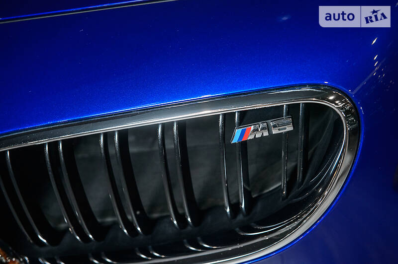 Кабріолет BMW M6 2013 в Одесі