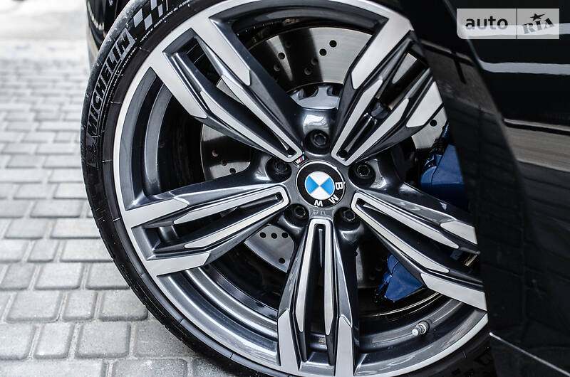 Седан BMW M6 2016 в Києві