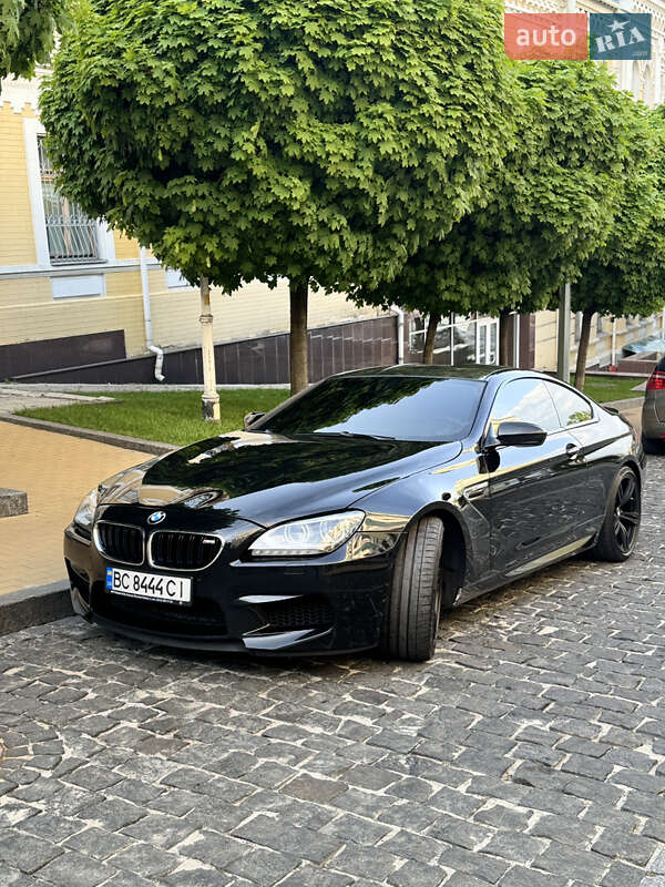 Кабріолет BMW M6 2012 в 