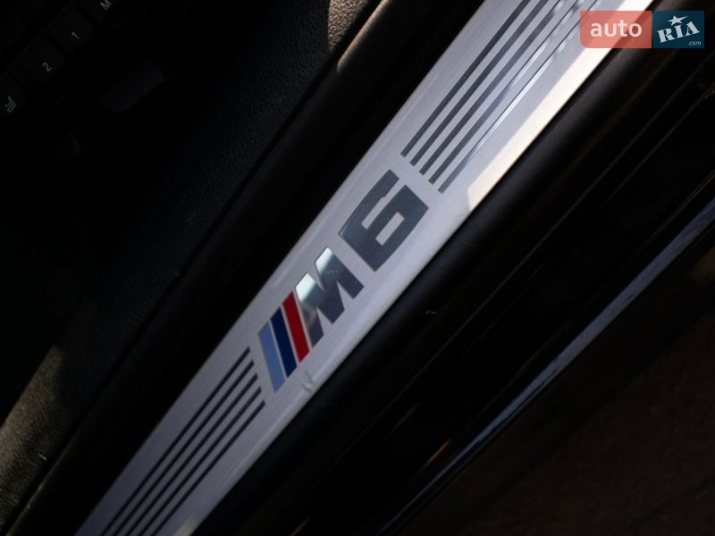 Кабриолет BMW M6 2013 в Виннице