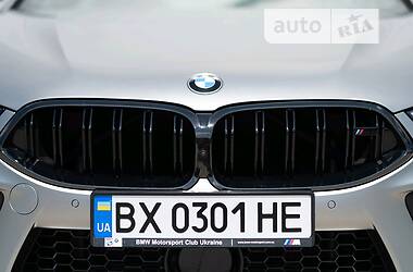 Купе BMW M8 Gran Coupe 2020 в 