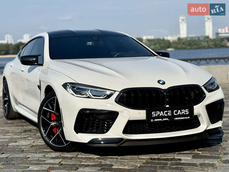 Купе BMW M8 Gran Coupe 2021 в 