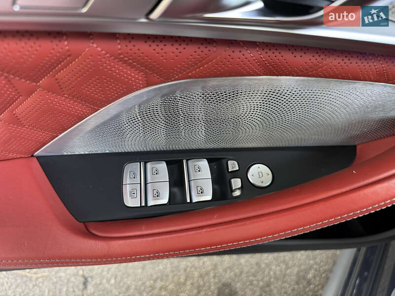 Купе BMW M8 Gran Coupe 2020 в Киеве