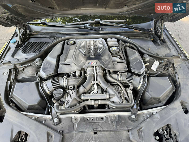 Купе BMW M8 Gran Coupe 2020 в Киеве