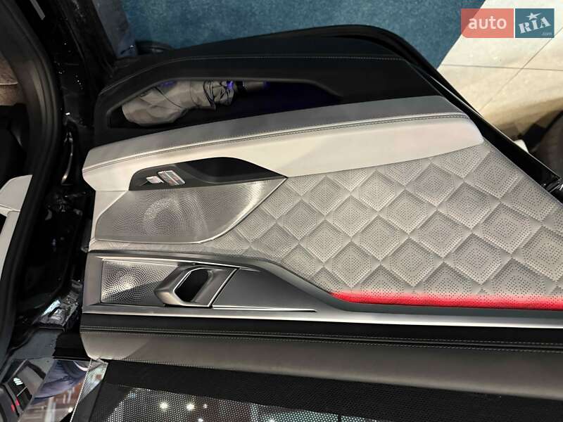 Купе BMW M8 Gran Coupe 2022 в Львове