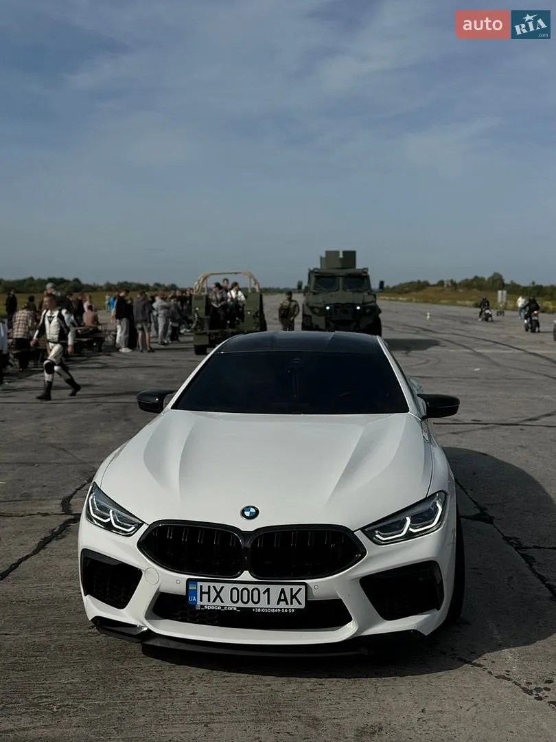 2021 BMW M8 - мініатюра 3