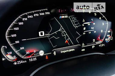 Купе BMW M8 2020 в 