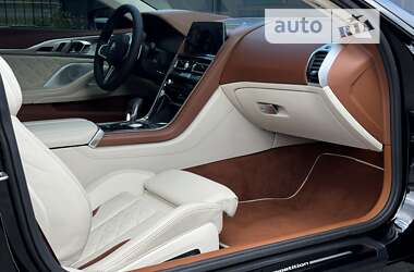 Купе BMW M8 2019 в 