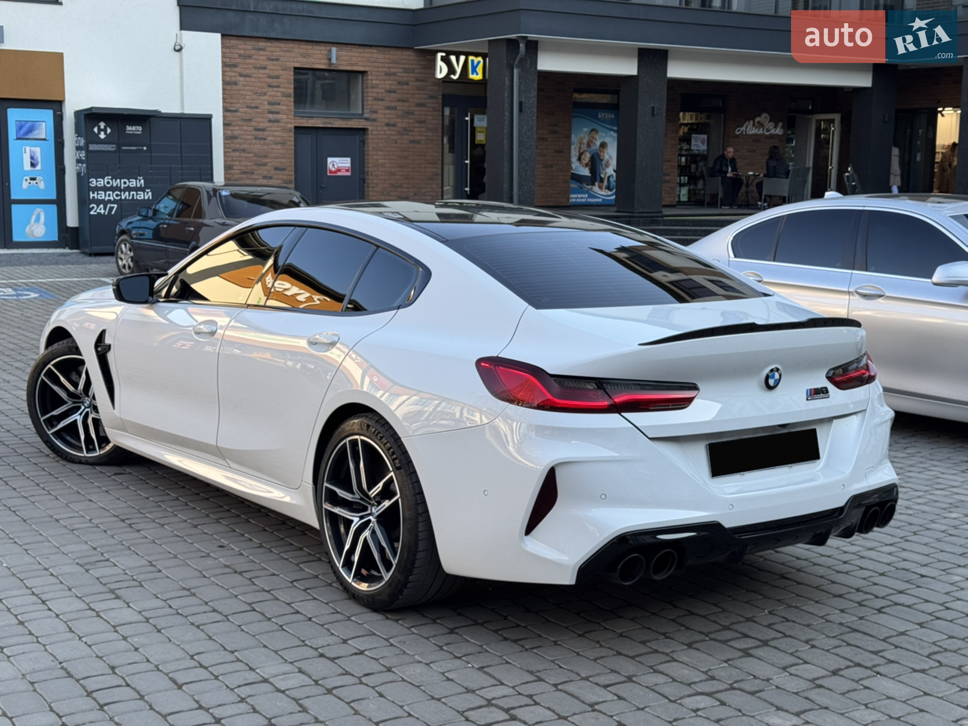 2019 BMW M8 - мініатюра 12