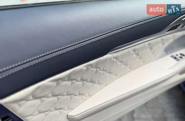 Купе BMW M8 2020 в 
