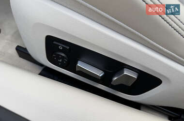 Купе BMW M8 2020 в 