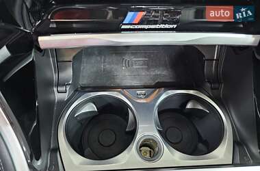 Кабриолет BMW M8 2019 в 