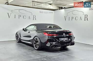 Кабриолет BMW M8 2019 в 