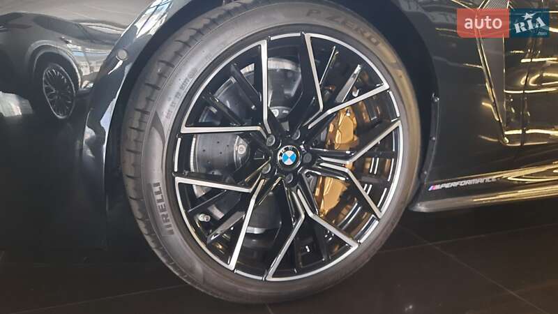 Купе BMW M8 2023 в Киеве