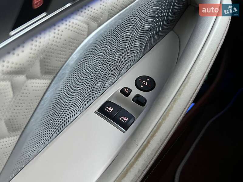 Купе BMW M8 2019 в Киеве фото 15 Купе BMW M8 2019 в Киеве