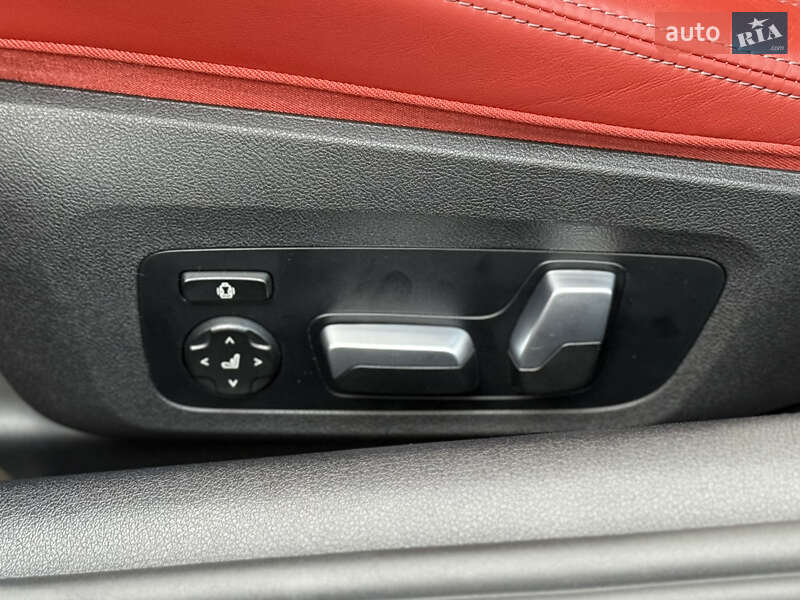 Купе BMW M8 2021 в Києві фото 53 Купе BMW M8 2021 в Києві