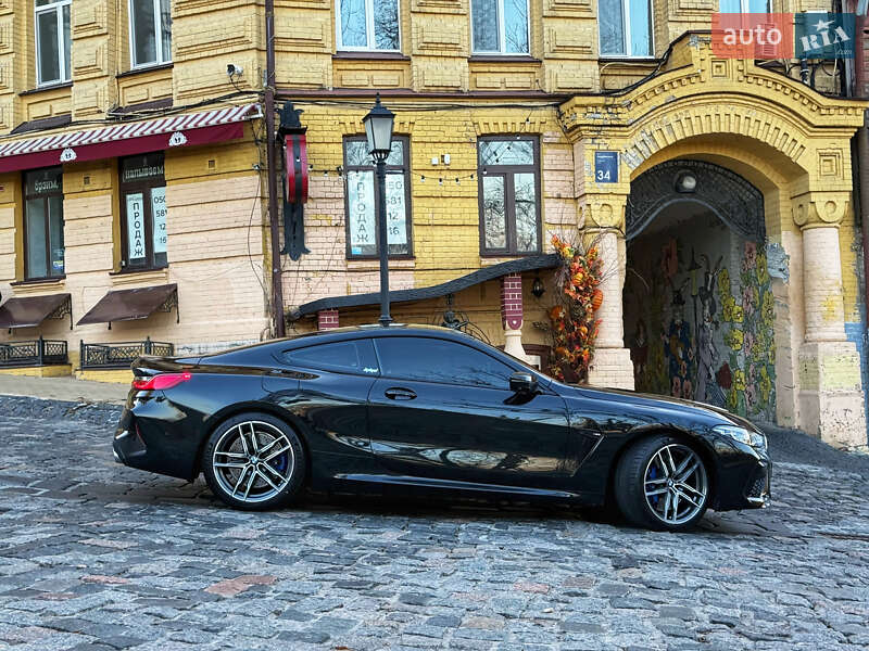Купе BMW M8 2019 в Киеве