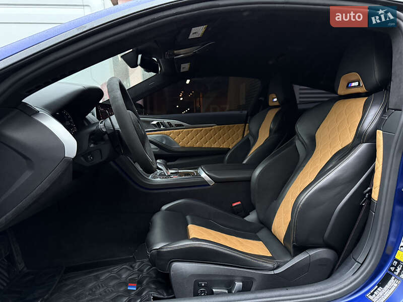 Купе BMW M8 2019 в Киеве