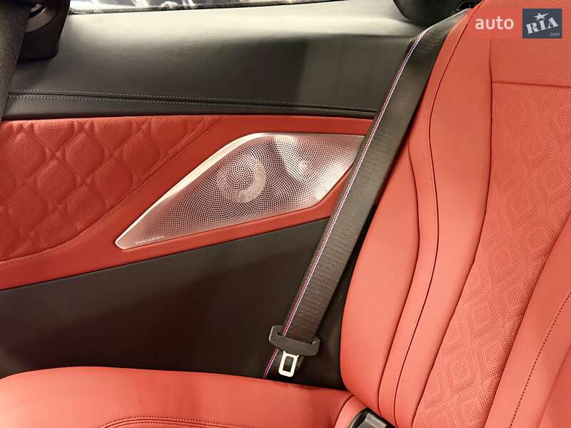 Купе BMW M8 2022 в Києві