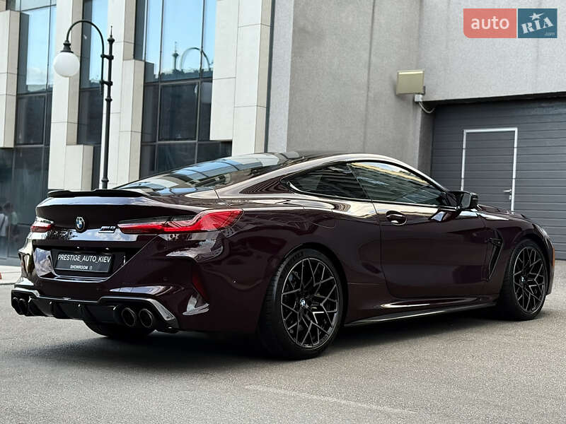 Купе BMW M8 2021 в Києві фото 27 Купе BMW M8 2021 в Києві