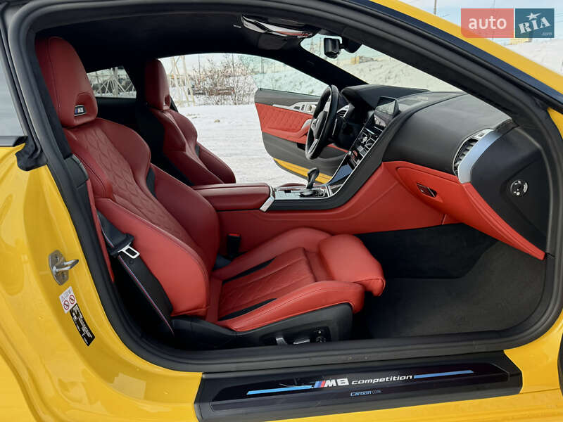 Купе BMW M8 2022 в Киеве