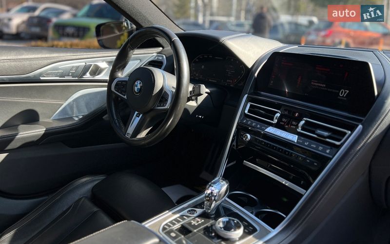 Купе BMW M8 2019 в Львове