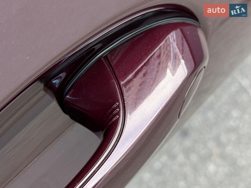 Купе BMW M8 2021 в Киеве