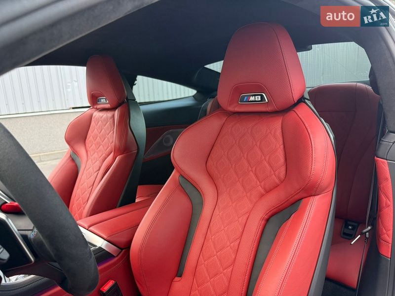 Купе BMW M8 2021 в Киеве
