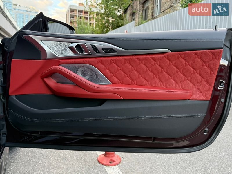 Купе BMW M8 2021 в Киеве