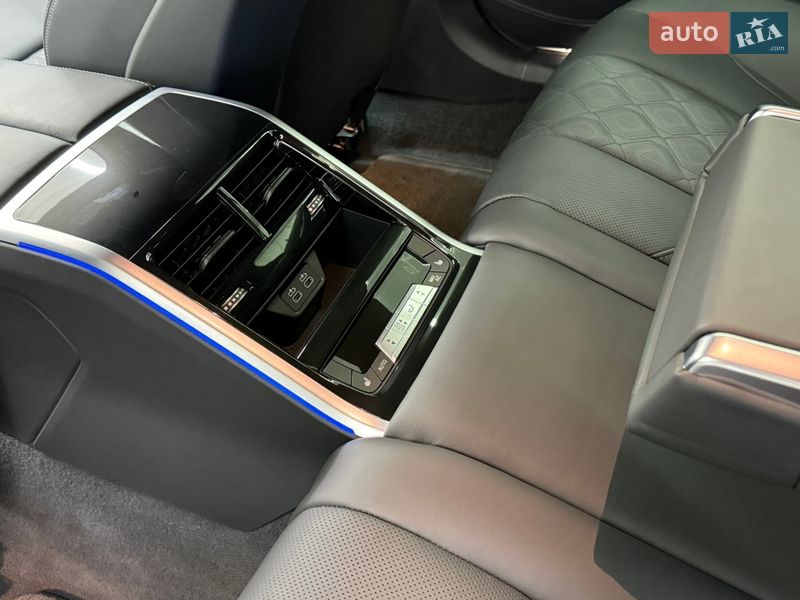 Купе BMW M8 2024 в Виннице фото 40 Купе BMW M8 2024 в Виннице