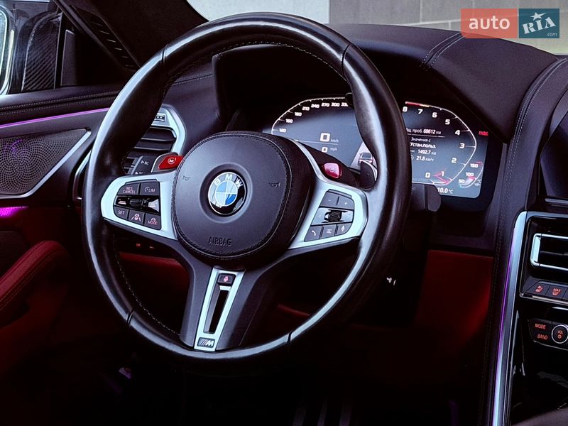 Купе BMW M8 2021 в Києві фото 19 Купе BMW M8 2021 в Києві