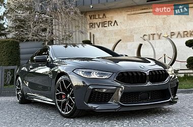 Купе BMW M8 2023 в Львове