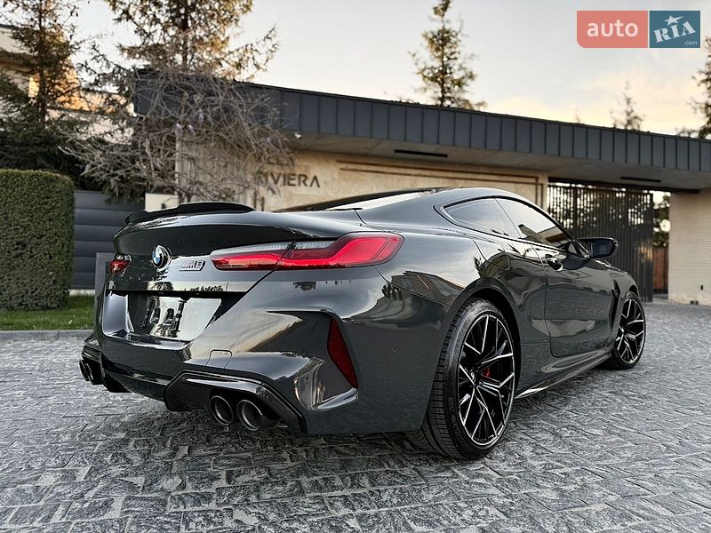 Купе BMW M8 2023 в Львове