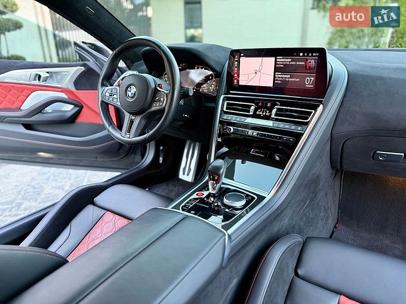 Купе BMW M8 2023 в Львове