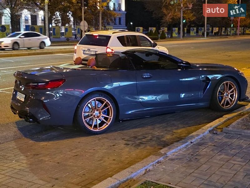 Кабріолет BMW M8 2019 в Києві фото 6 Кабріолет BMW M8 2019 в Києві