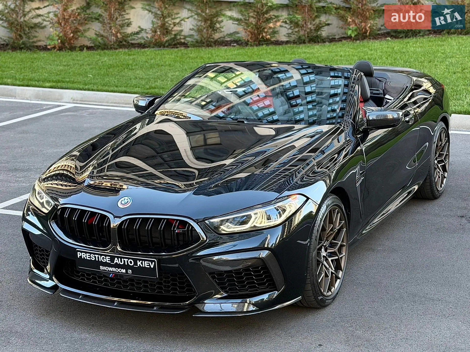 2022 BMW M8 - мініатюра 9