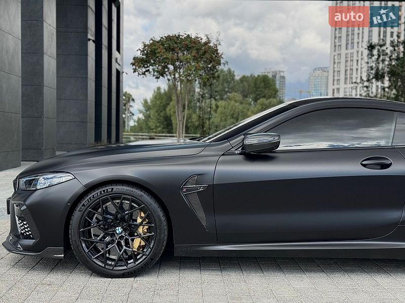 Купе BMW M8 2023 в Киеве