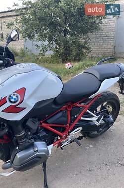 Спортбайк BMW R 1200R 2015 в Одессе