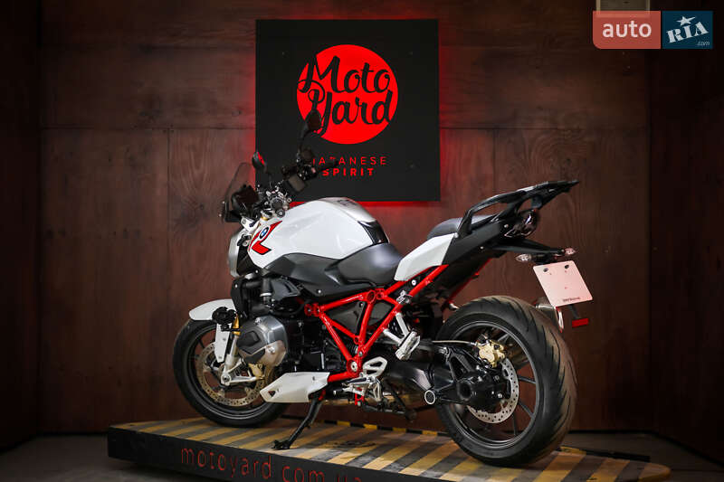 Мотоцикл Без обтекателей (Naked bike) BMW R 1200R 2016 в Днепре