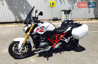 Мотоцикл Спорт-туризм BMW R 1200R 2015 в 