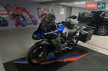 Мотоцикл Многоцелевой (All-round) BMW R 1250GS 2019 в 