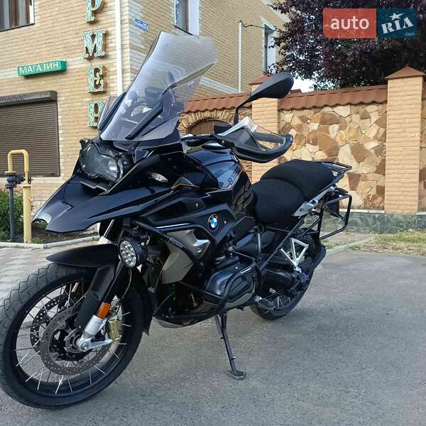 Мотоцикл Многоцелевой (All-round) BMW R 1250GS 2018 в Подольске