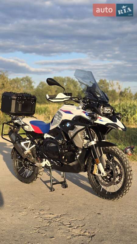 Мотоцикл Многоцелевой (All-round) BMW R 1250GS 2021 в 