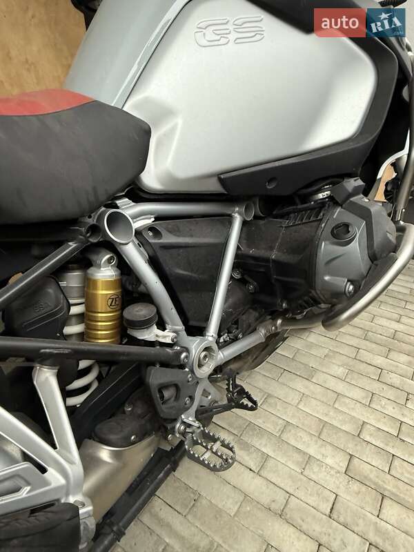 Вантажні моторолери, мотоцикли, скутери, мопеди BMW R 1250GS 2019 в Києві