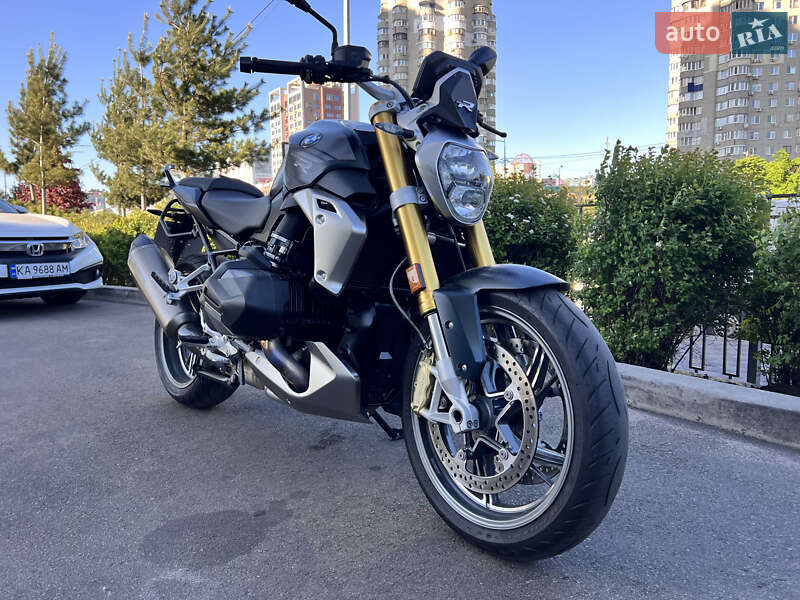 Мотоцикл Без обтекателей (Naked bike) BMW R 1250R 2020 в 