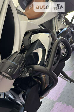 Мотоцикл Туризм BMW R 1250RT 2022 в 