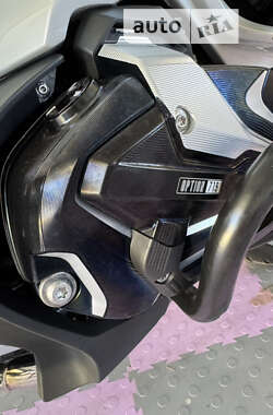 Мотоцикл Туризм BMW R 1250RT 2022 в 