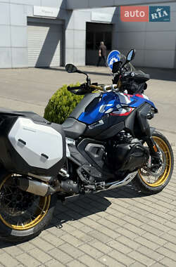 Мотоцикл Многоцелевой (All-round) BMW R 1300GS 2023 в 